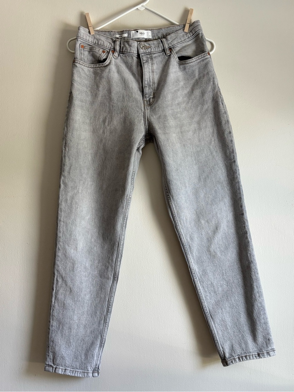 Mango High-Rise Light Gray Mom Jeans